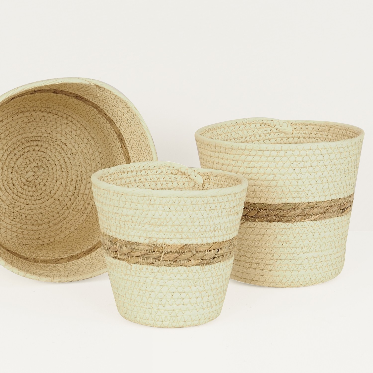 Cache-pots en rotin et liseré 25cm lot de 3 marron focus zoom