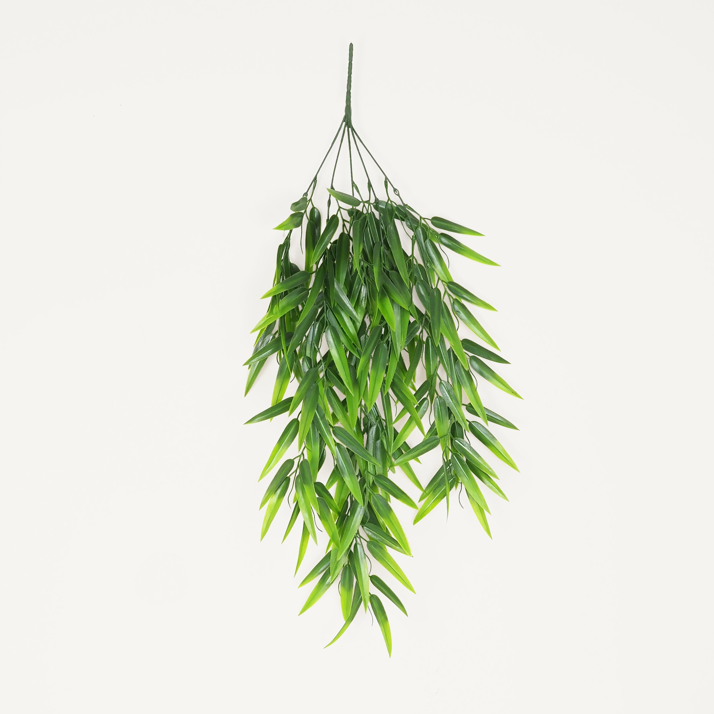 Chute plante artificielle de bambou 95cm lot de 2 sur fond beige