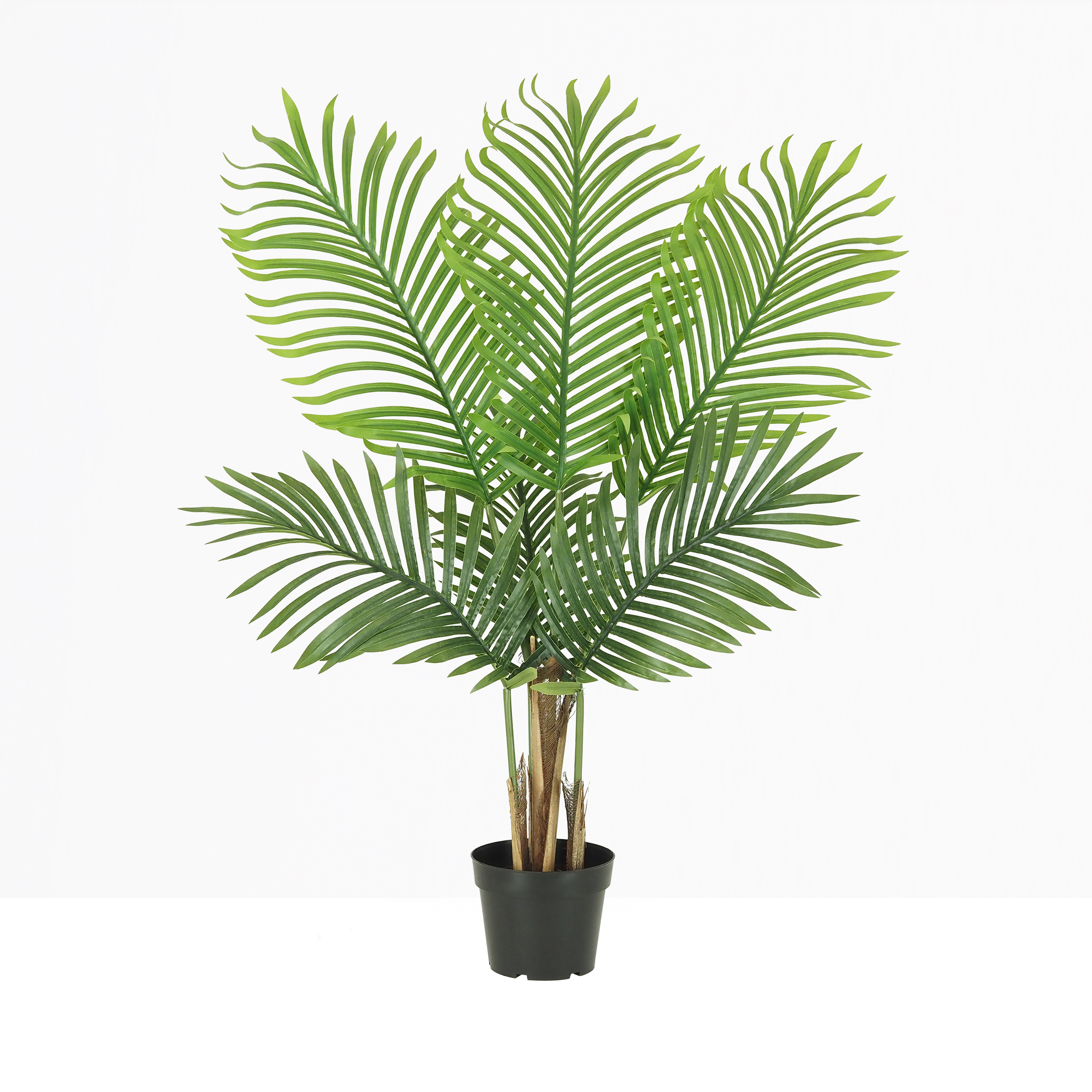 Palmier artificiel areca 90cm sur fond beige